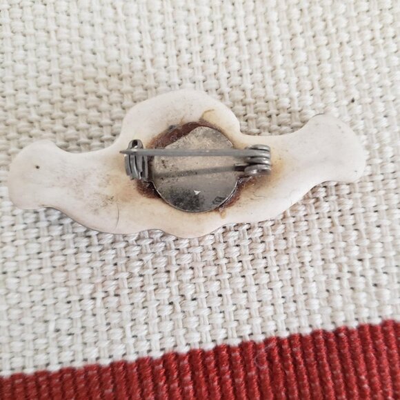 Beautiful Ceramic Claddagh Brooch, Handmade in Ireland - Picture 2 of 3